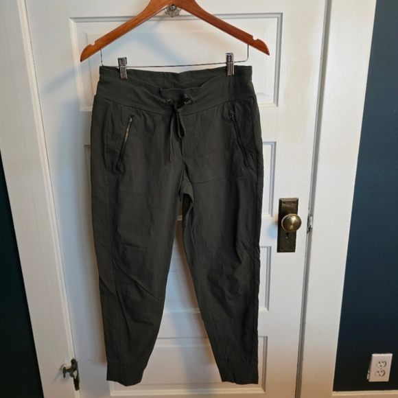 Athleta Trekkie North Jogger Olive Green 6 - Picture 4 of 5